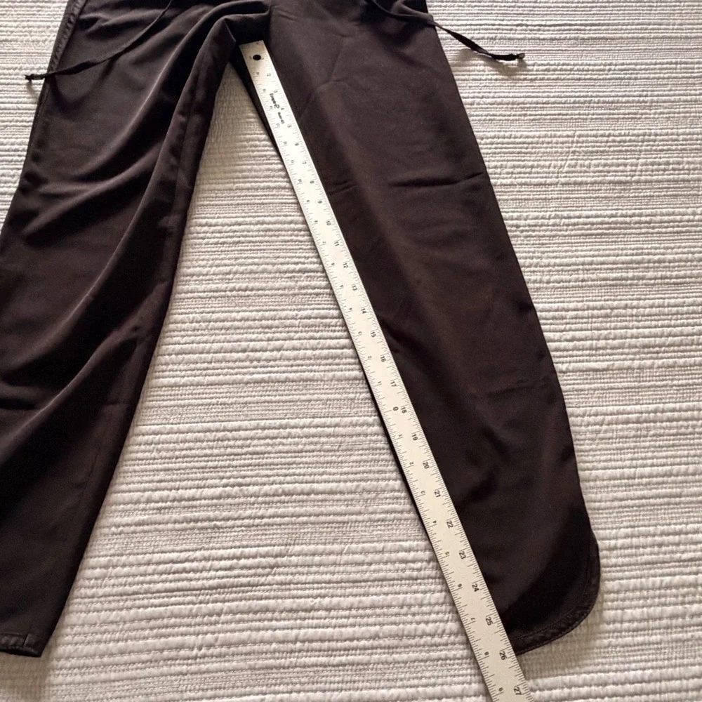 White House Black‎ Market The Jogger Women's Black Tulip Hem Pants Size 00